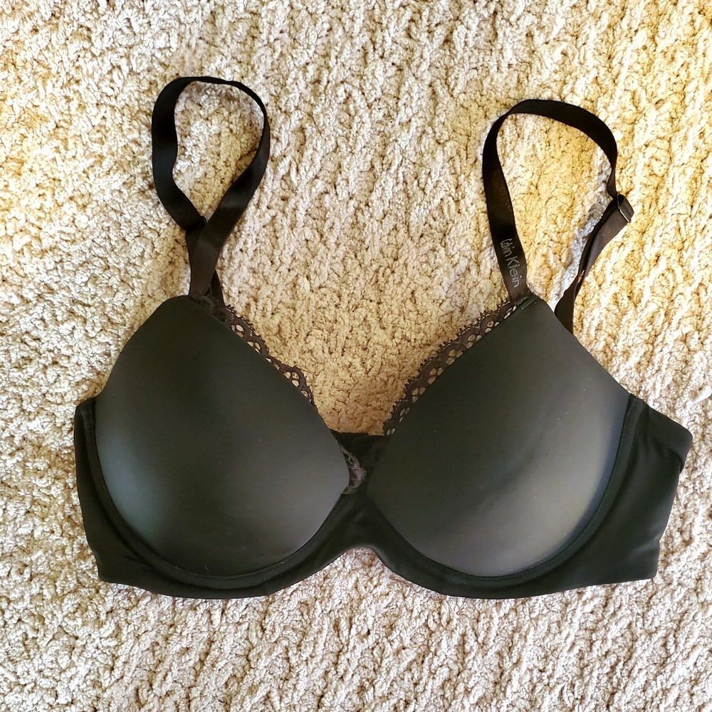 Calvin Klein Lift Bra